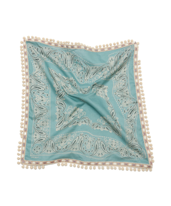 POMPOM BANDANA