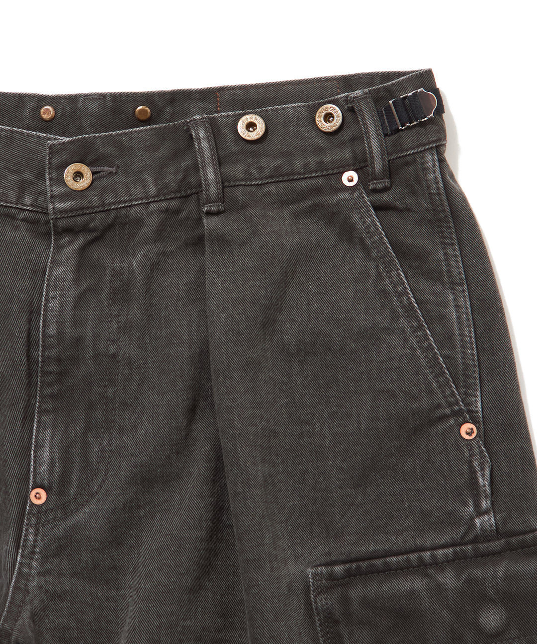 CHINO CARGO SHORTS