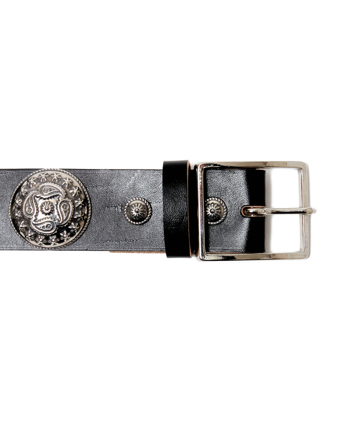 OVAL BUCKLE STUDDED BELT