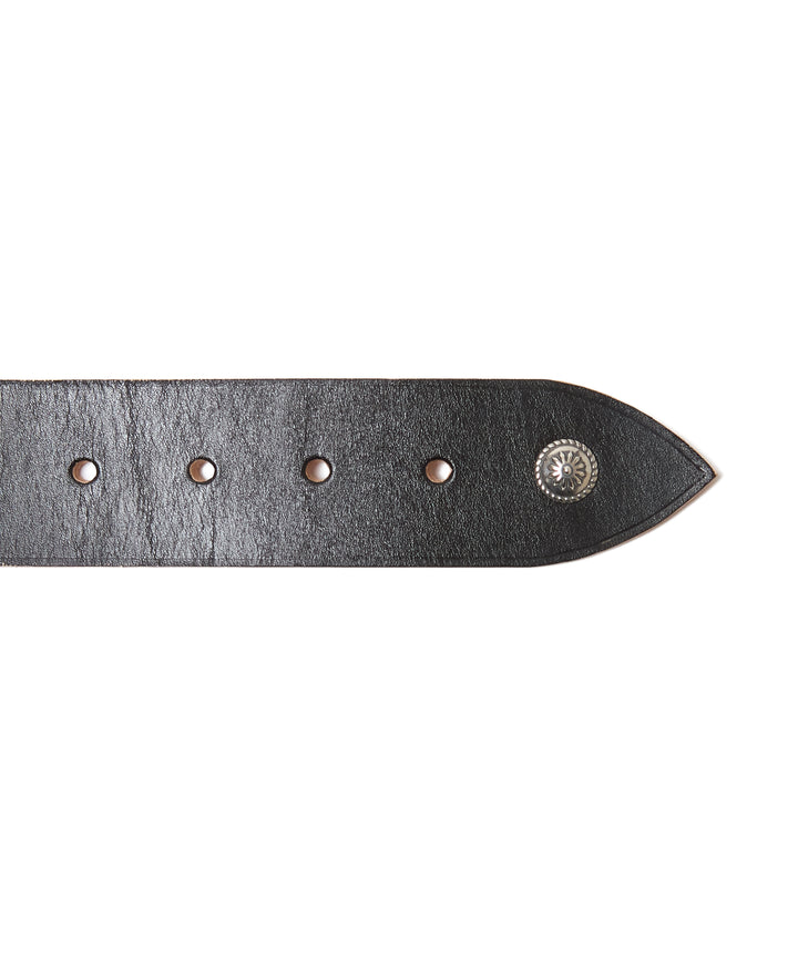 OVAL BUCKLE STUDDED BELT