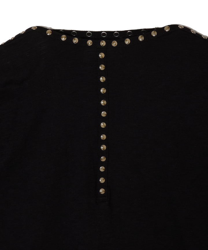 PEARL BUTTON TEE