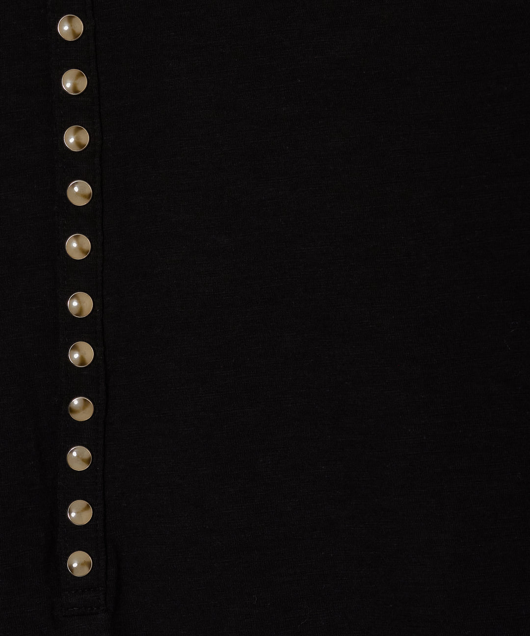 PEARL BUTTON TEE