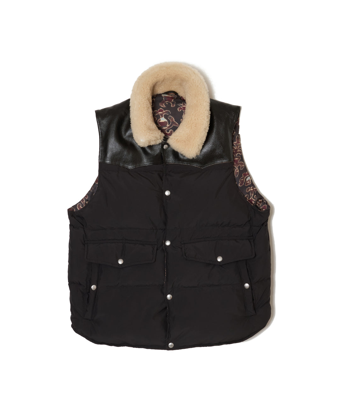 DOWN VEST