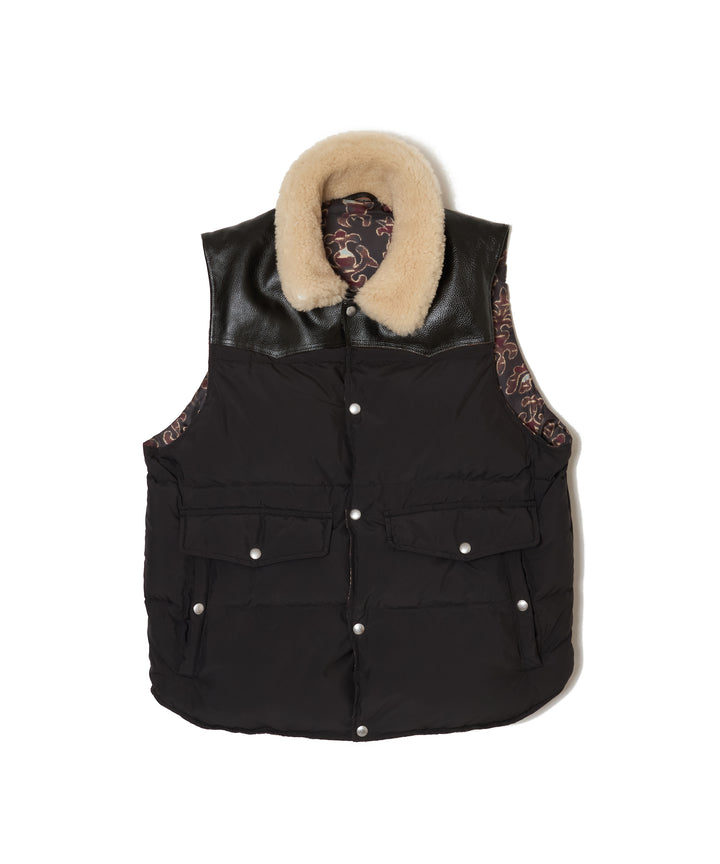DOWN VEST