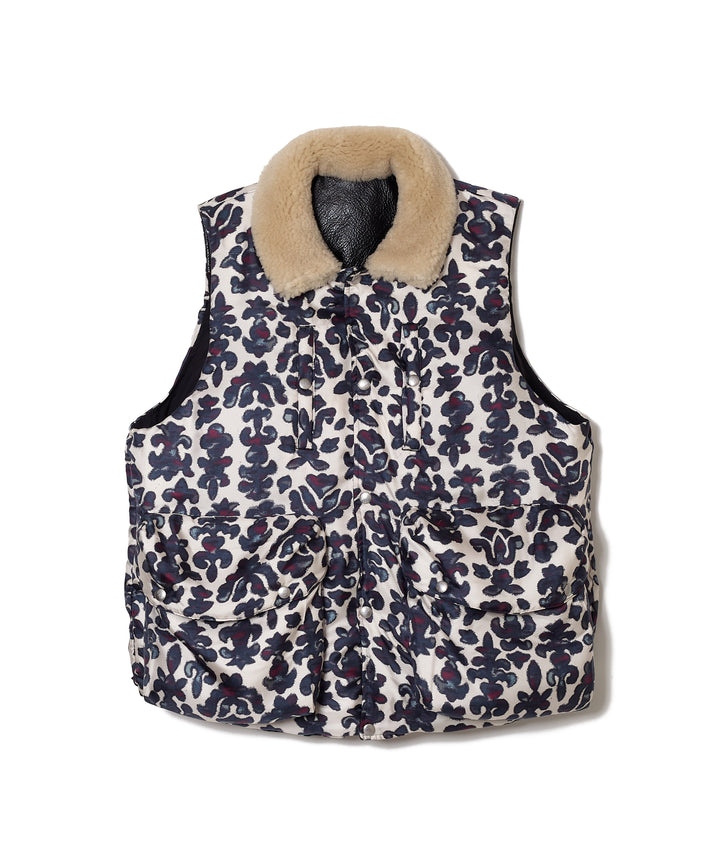 DOWN VEST
