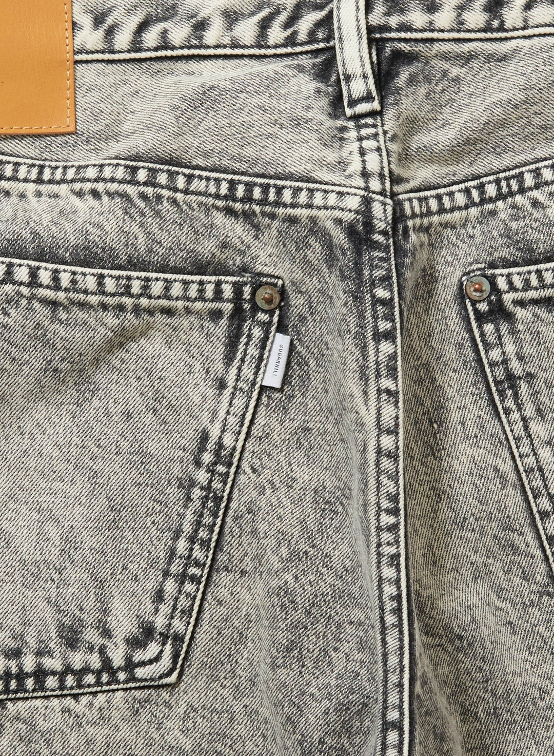 ACID WASHED MODERN DENIM SHORTS