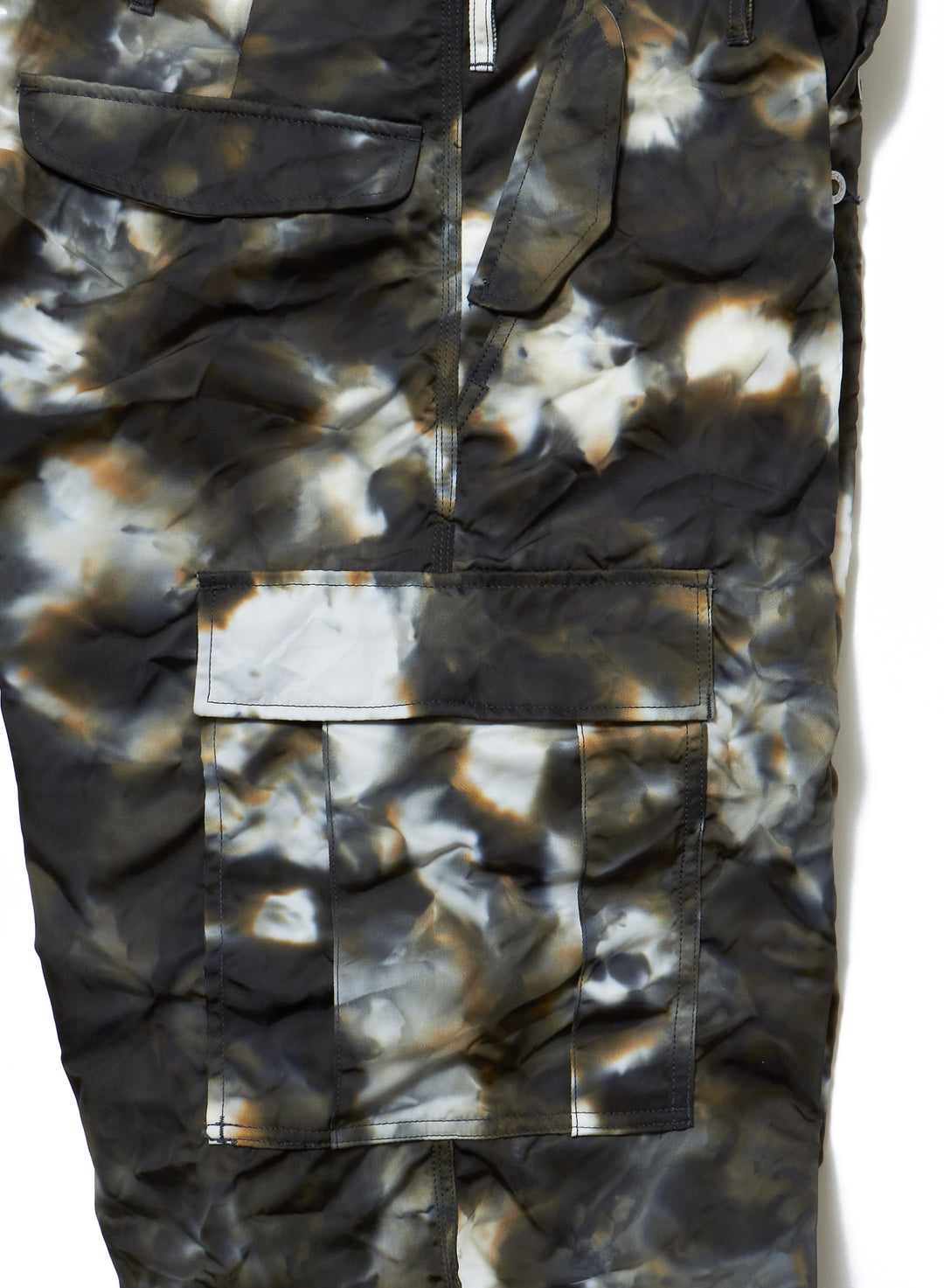 POUR CAMO CARGO PANTS