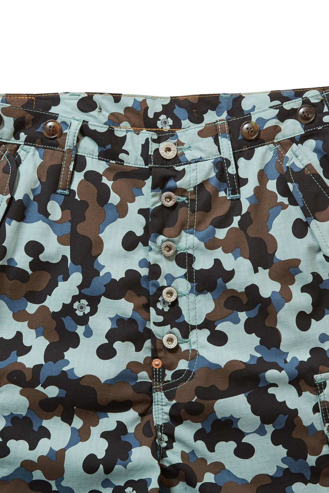 FLOWER CAMO CARGO SHORT TROUSERS