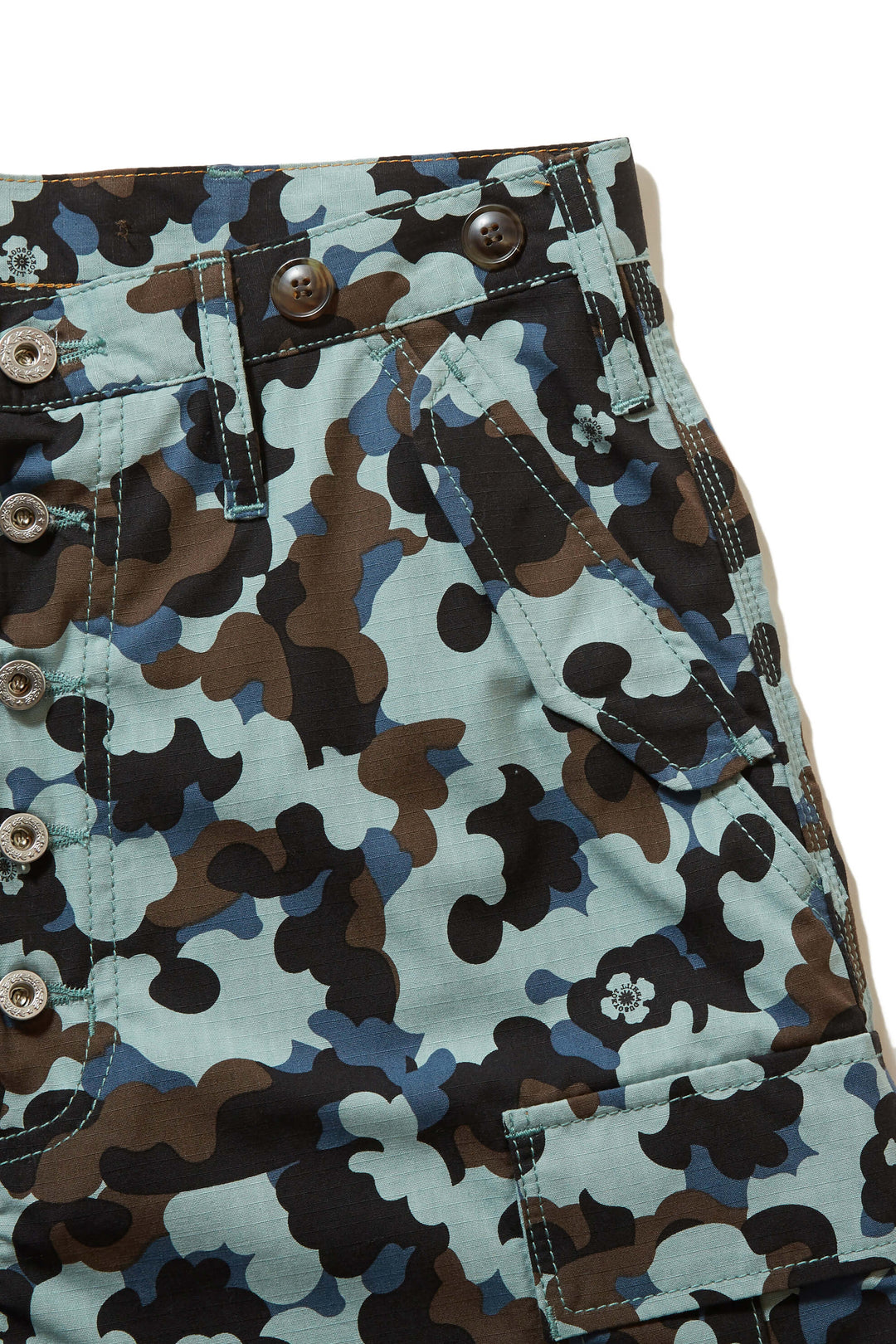 FLOWER CAMO CARGO SHORT TROUSERS